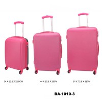 Комплект чемоданов пластик David Jones BA1010-3fuchsia Комплект чемоданов пластик David Jones BA1010-3fuchsia